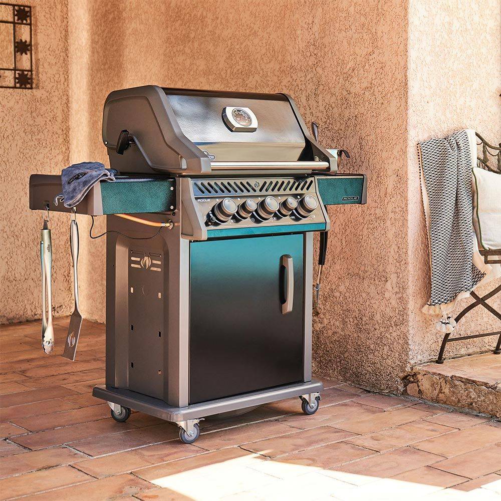 Napoleon - Pack Barbecue à gaz Rogue 425 RSB + Plancha - Image 2