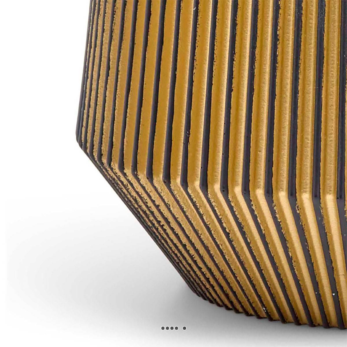 Artificielles - Superbe pot Groove doré forme géométrique en plastique H 27 x D 33 cm - dimhaut: H 27 cm - couleur: Doré - Image 2