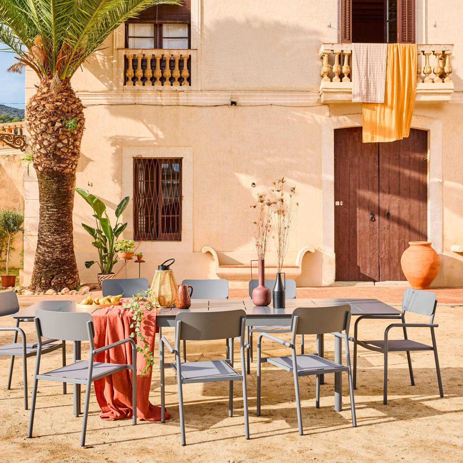 sweeek - Table de jardin extensible aluminium + 8 assises anthracite. 8 fauteuils textilène. 210/300 x 100 x 75.5 cm | sweeek - Image 1