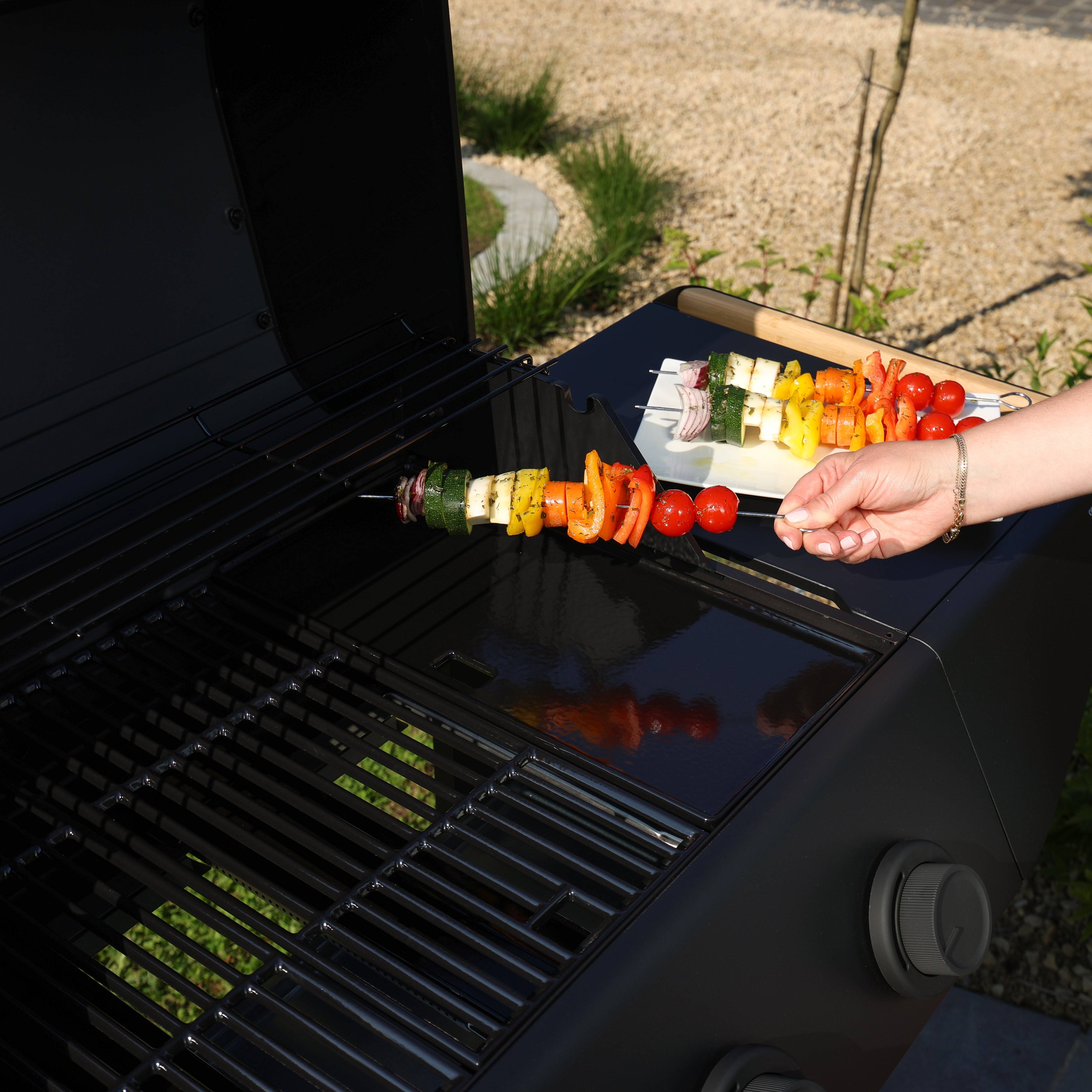 Cook in Garden - Barbecue à gaz 3 brûleurs 10,5 kW avec desserte pour 10 personnes BURN 3B Cook’in Garden - Image 2
