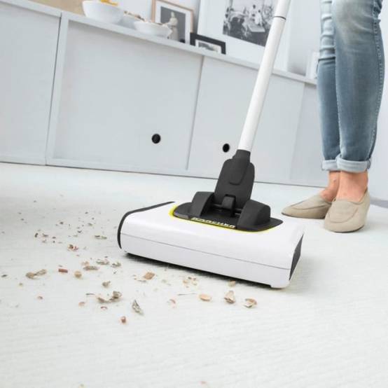 Balai - Nettoyeur Vapeur KARCHER KB 5 - Balai électrique sans fil - Autonomie 30 min sur sols durs (20min sur tapis) - Compact et léger 1,2 Kg - Image 2