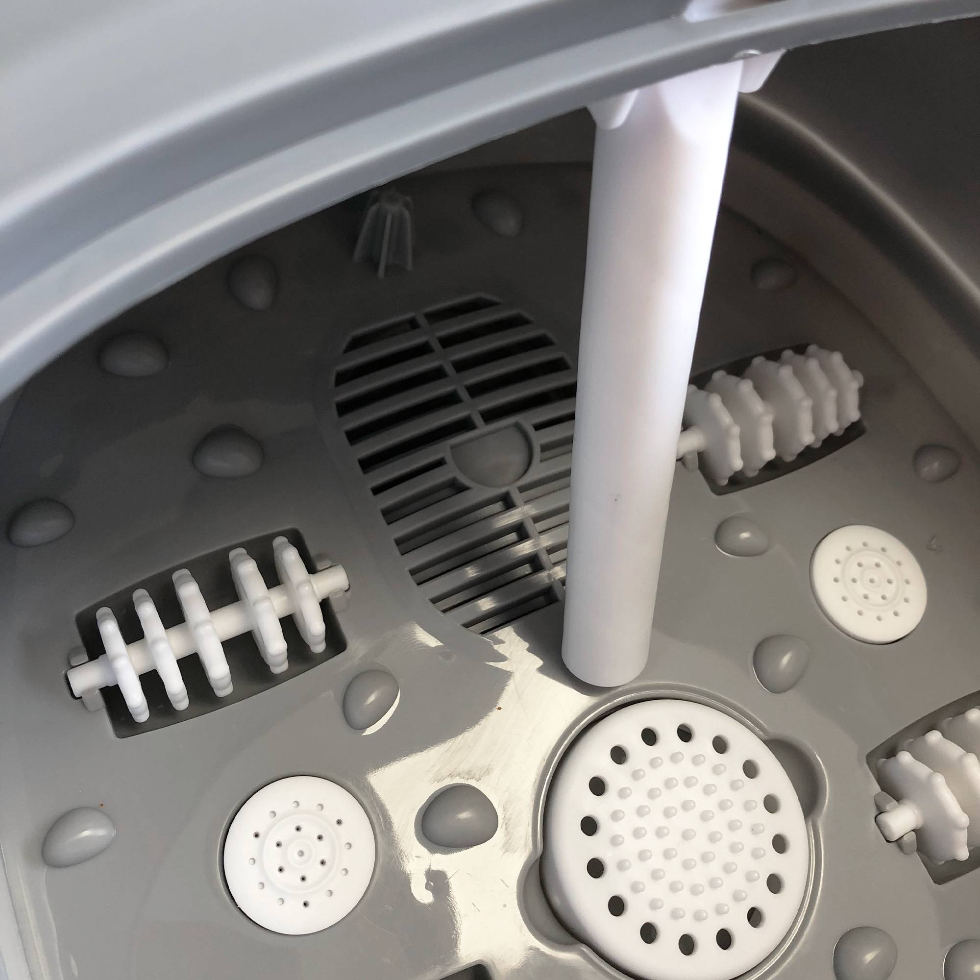 Fishtec - Bain de pieds spa massant FISHTEC, pour une relaxation optimale, design pliable gain de place, fonction maintien de l'eau chaude - Image 9