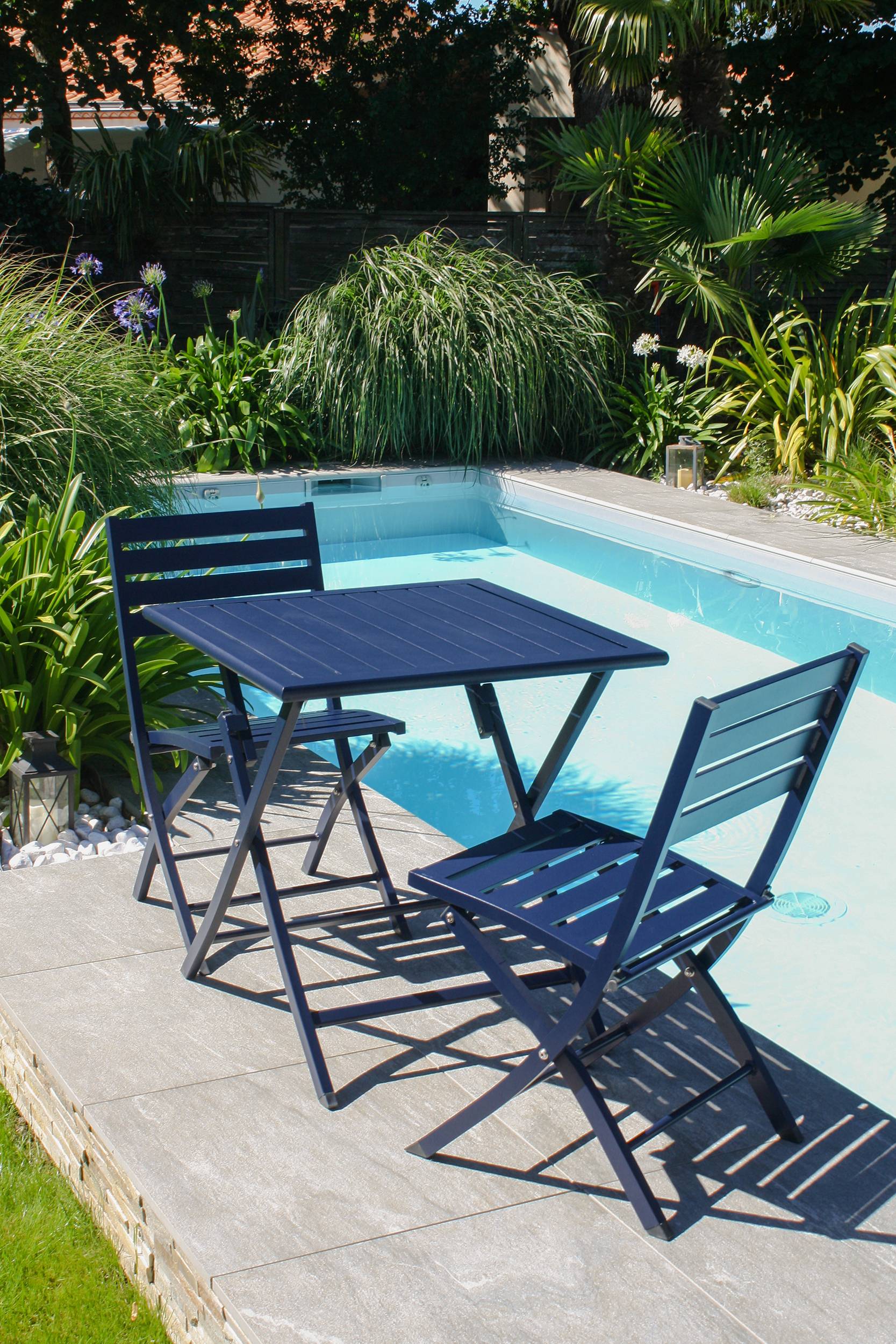 City Garden - Ensemble repas de jardin carré 2 places en aluminium - Bleu marine - MARIUS - Image 4