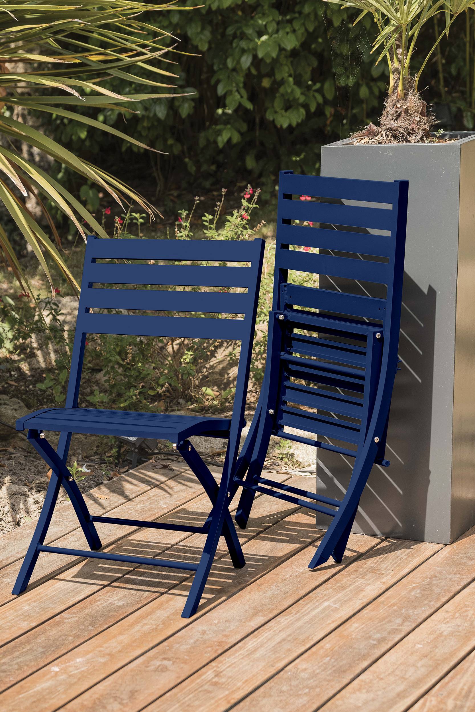City Garden - Ensemble repas de jardin carré 2 places en aluminium - Bleu marine - MARIUS - Image 3