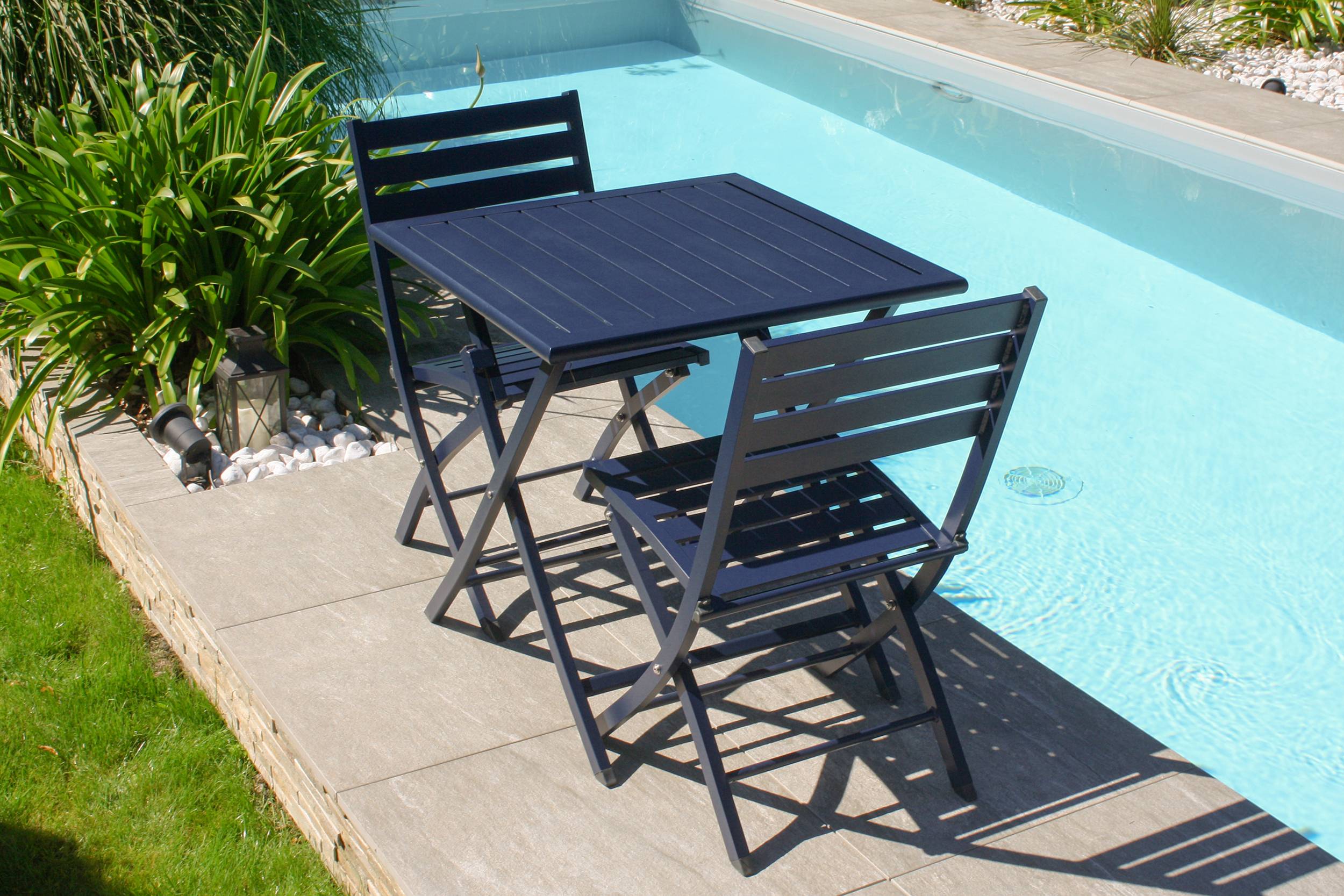 City Garden - Ensemble repas de jardin carré 2 places en aluminium - Bleu marine - MARIUS - Image 1