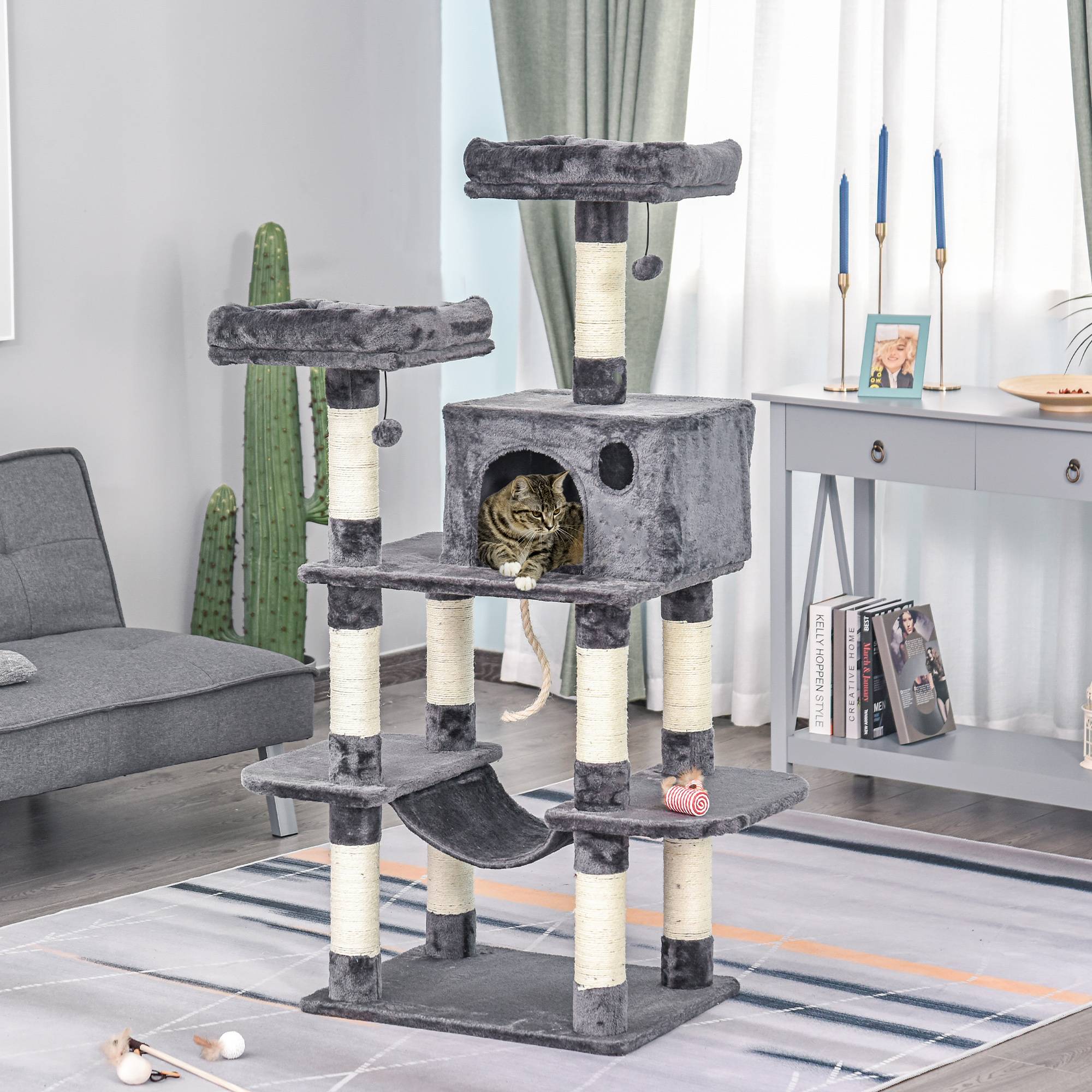Arbre à chat multi-niveaux avec hamac et niche griffoir en sisal 144 cm Gris Foncé - ComfortXL Outdoor Living - Image 1