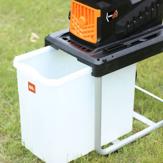 Broyeur de végétaux électrique 2800W bac 60L Yard Force ER U45 - Image 5