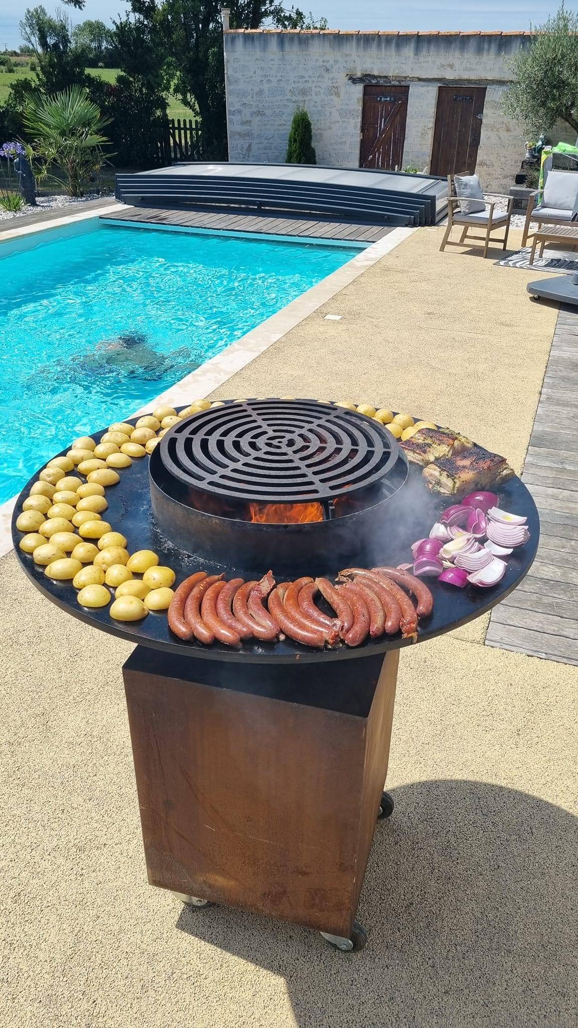 Brasero plancha corten 100 Confort-Brazero cuisson pour épicuriens-Billot de boucher-Grille plate-Grille réglable-Ustensiles plancha - Image 6