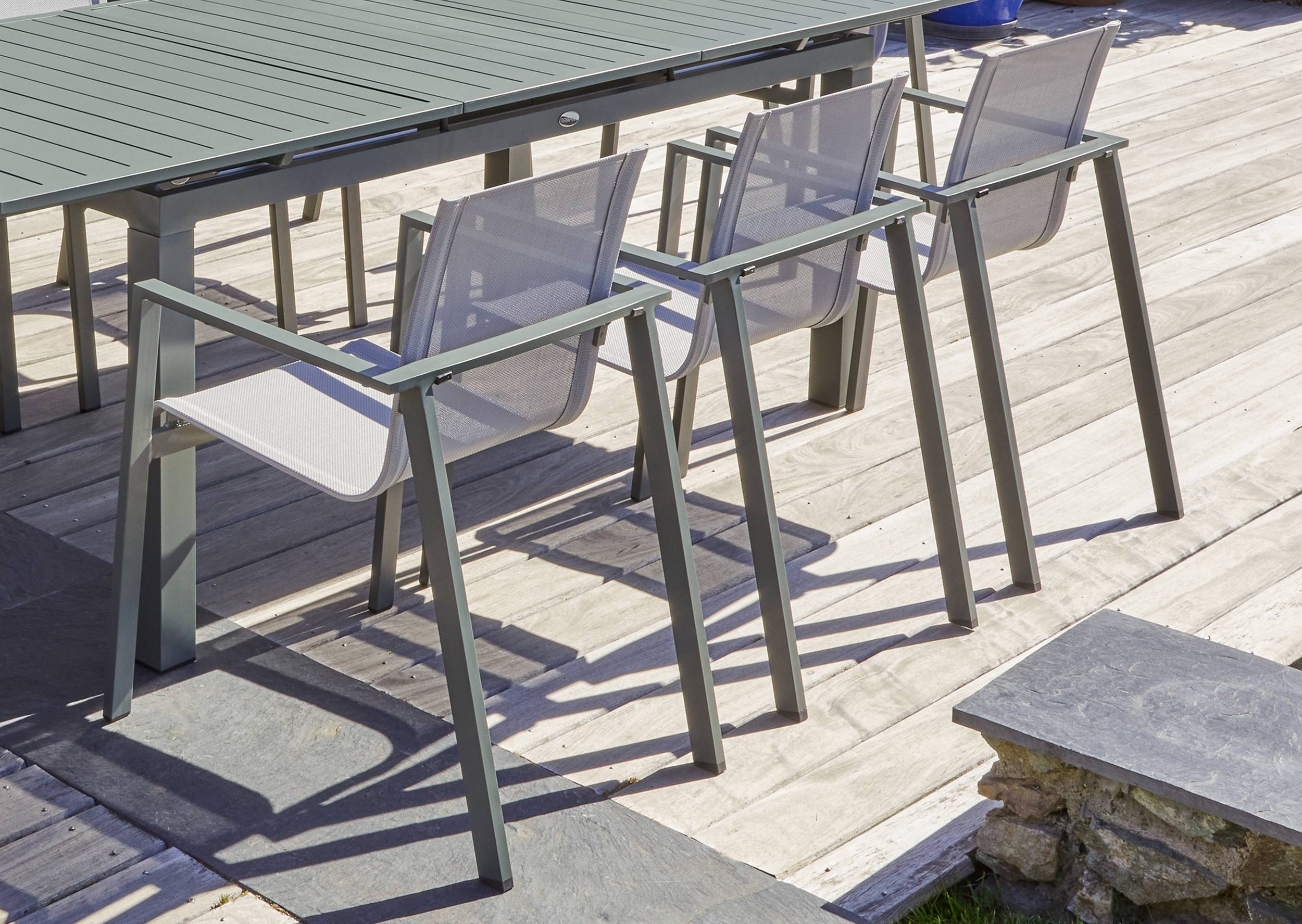 Dcb Garden - Ensemble repas de jardin 8 places en aluminium - Kaki - MIAMI - Image 4