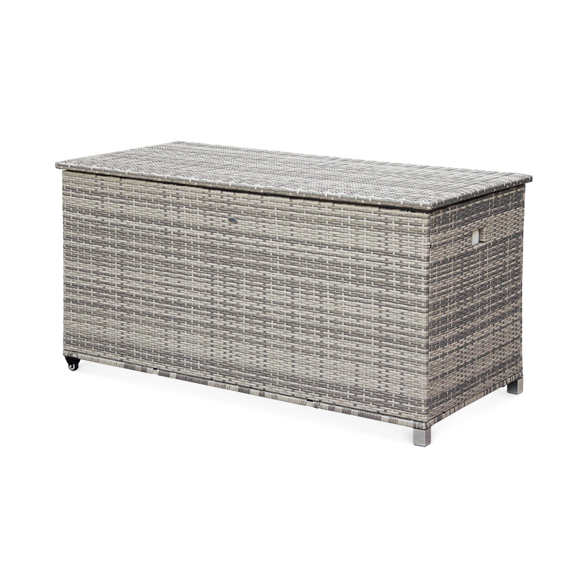 sweeek - Coffre de jardin en résine tressée - Cassapanca Nuances de Gris - 790L. vérins. roulettes. poignée et housse intérieure écrue. rangement | sweeek - Image 2