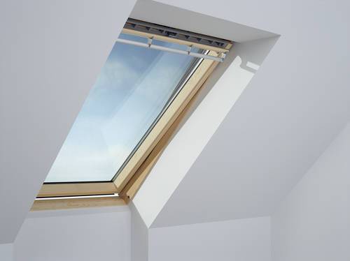 Fenêtre de toit VELUX à rotation 55x78 cm - Standard Bois - GGL CK02 3054