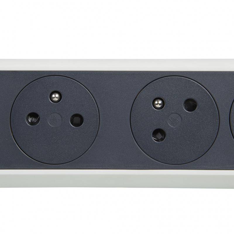 Legrand - Rallonge multiprise 1,5m avec bloc rotatif 5 prises 2P+T avec interrupteur 0 494 50 LEGRAND - Image 4