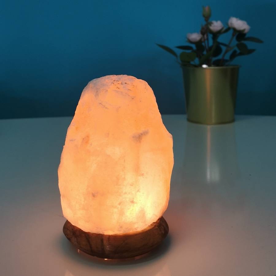 Zen Light - Lampe USB en Sel d'Himalaya Rock - Matériau 100% Authentique et Naturel - Sculpté à la Main– Câble USB fourni- Zen'Light - Image 4