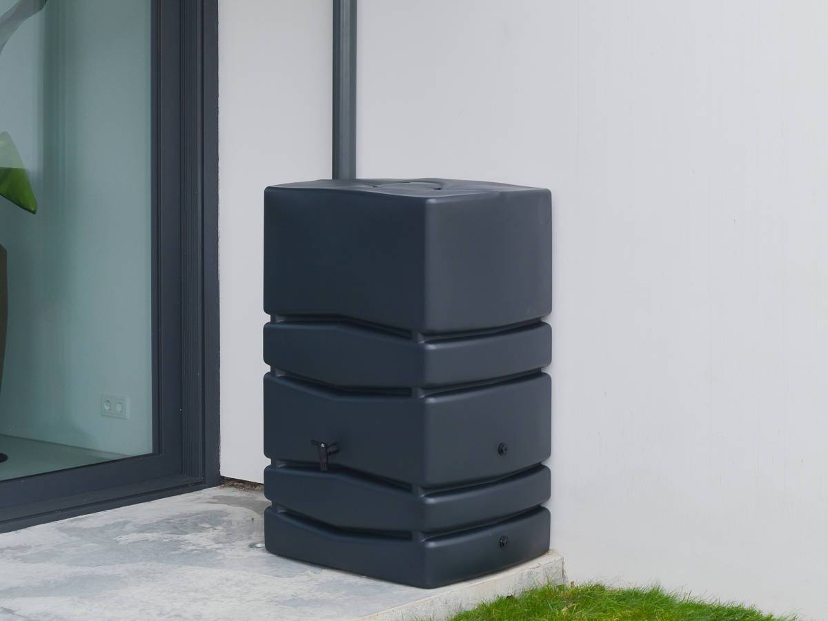Récupérateur d'eau de pluie mural anthracite avec robinet 450 L - Nature - Image 1