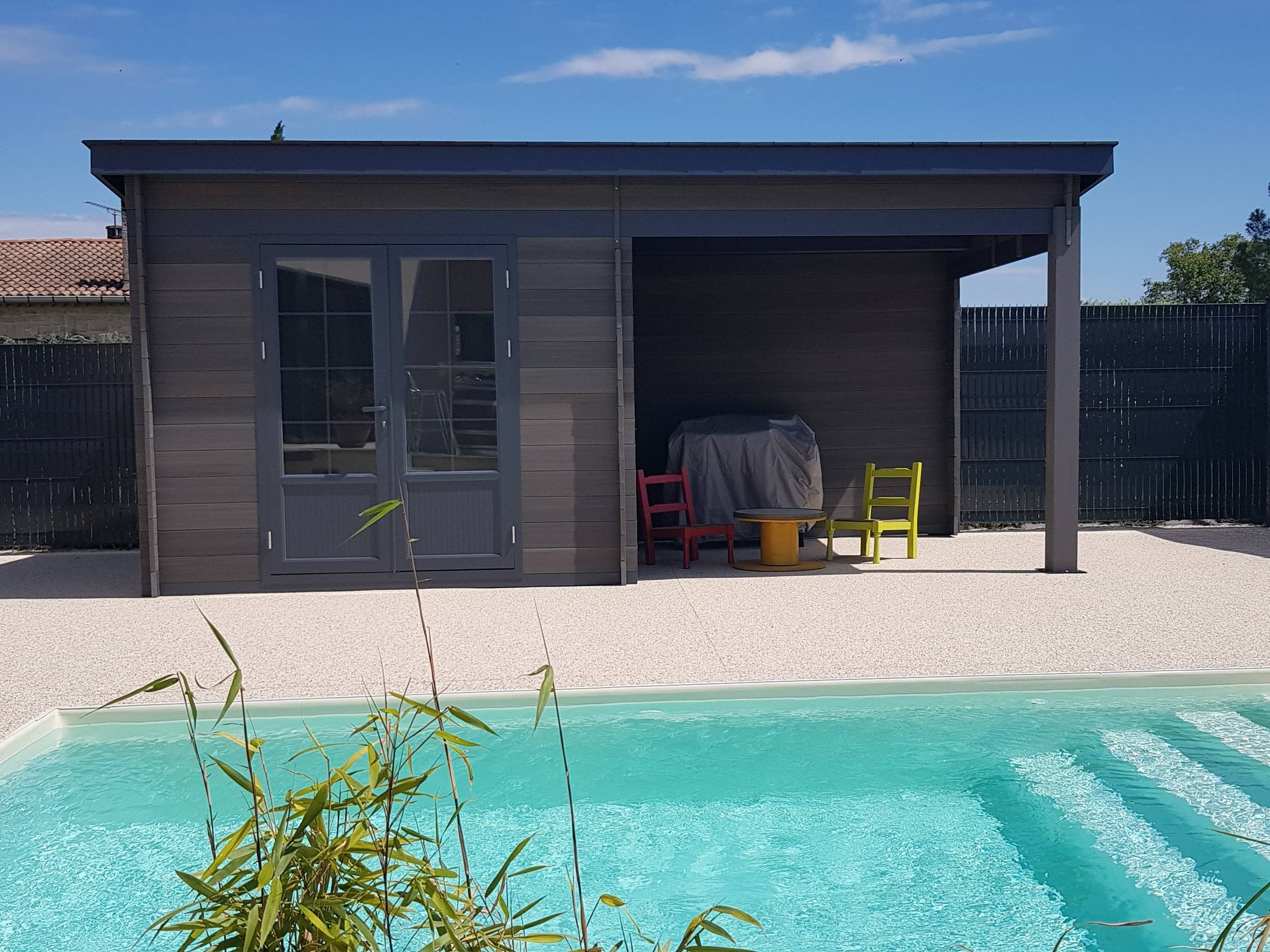 Green Outside - Abri aluminium et composite 18m² avec auvent. Toit "Plat" coloris Gris avec Bac Acier et kit anti tempête INCLUS - Image 4