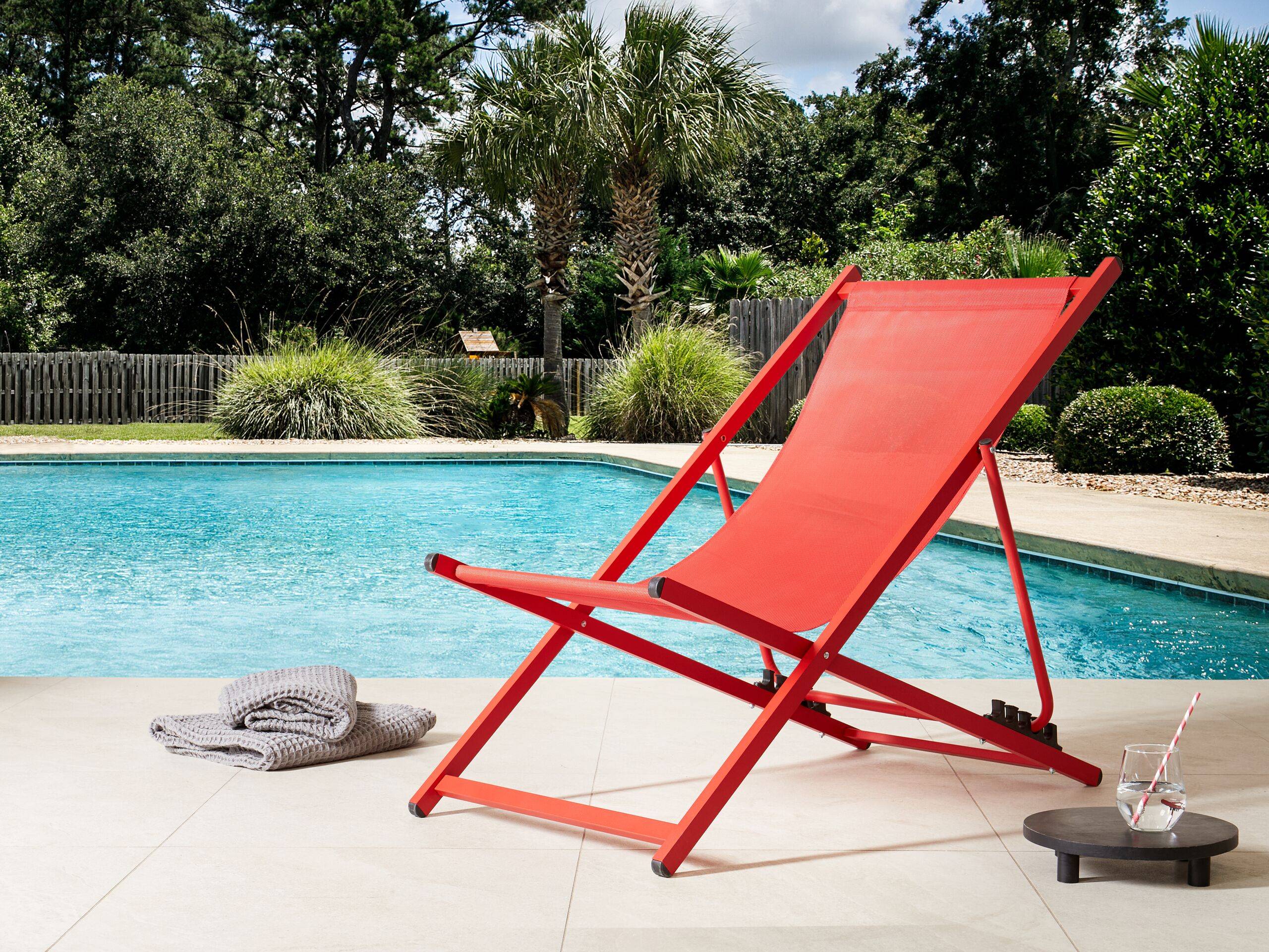 Beliani - Chaise Longue Longue Rouge avec Structure en Aluminium Pliable et Réglable Transat Plage Côtière - Image 2