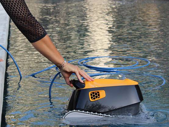 Robot de piscine électrique E25 - Dolphin - Image 6