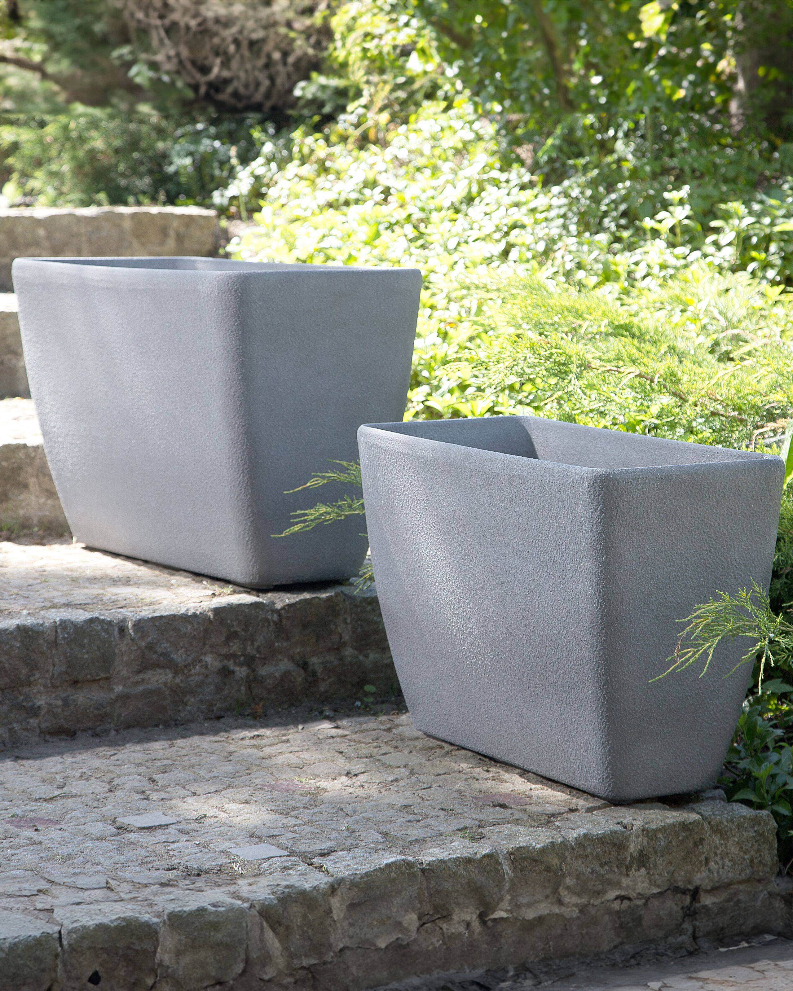 Beliani - Cache-Pot Gris Effet Pierre en Polyrésine 32 x 74 x 45 cm Pot de Fleurs Long et Haut au Design Moderne Idéal pour Extérieur et Intérieur - Image 2