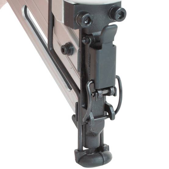 Cloueur pneumatique 15 Ga 8,3 bar 32 à 64 mm - MAKITA - avec coffret - AF635 - Image 5