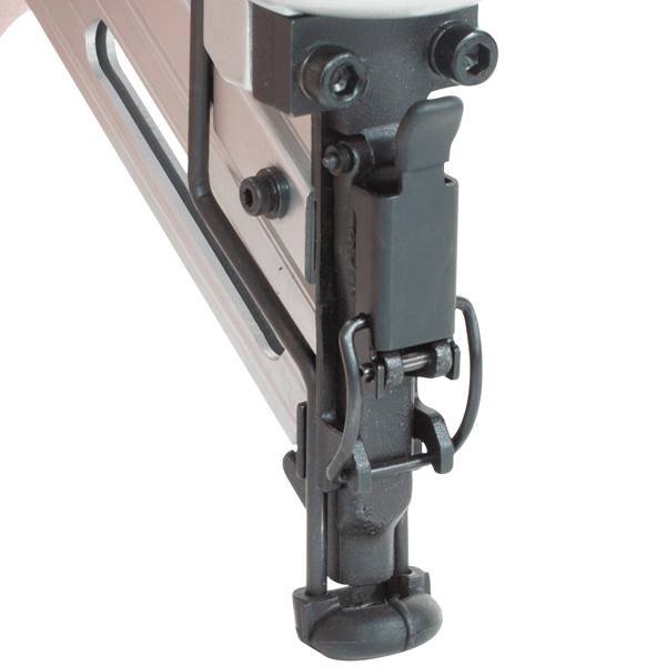 Cloueur pneumatique 15 Ga 8,3 bar 32 à 64 mm - MAKITA - avec coffret - AF635 - Image 5