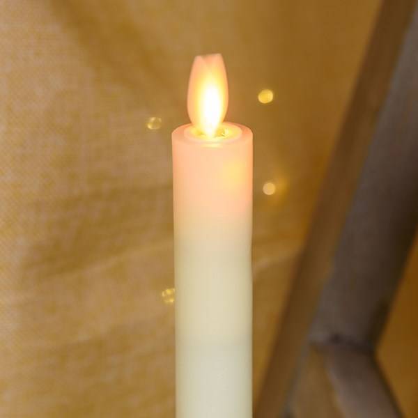 Lotti - Jeu de 2 chandelles lumineuses à piles en cire ivoire flamme en mouvement 23cm LED blanc chaud Lotti - Image 5