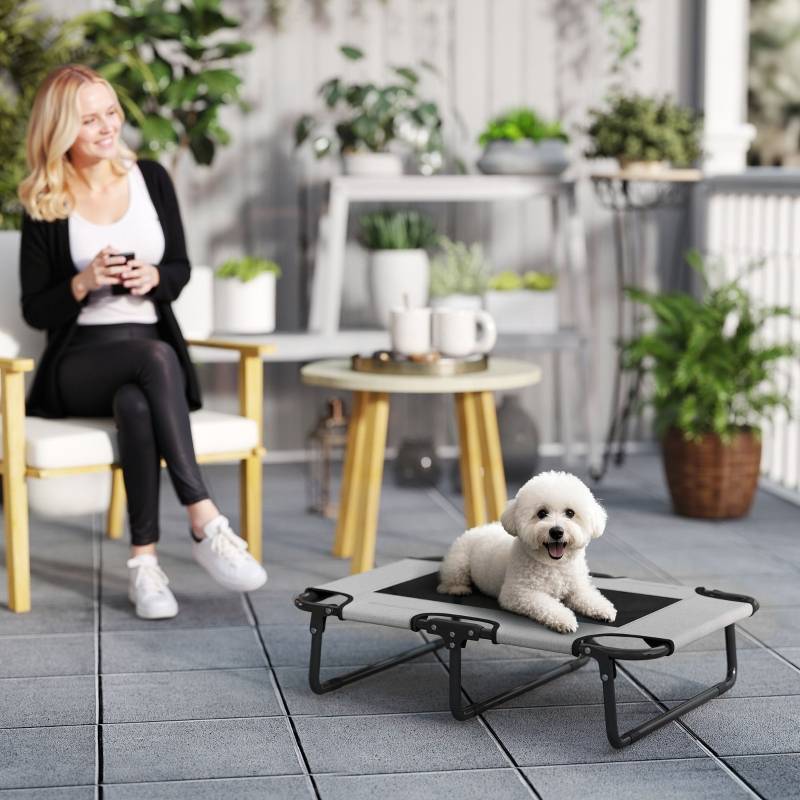 Lit pour chien surélevé polyester intérieur extérieur pliable gris clair 75x51x18cm - ComfortXL Outdoor Living