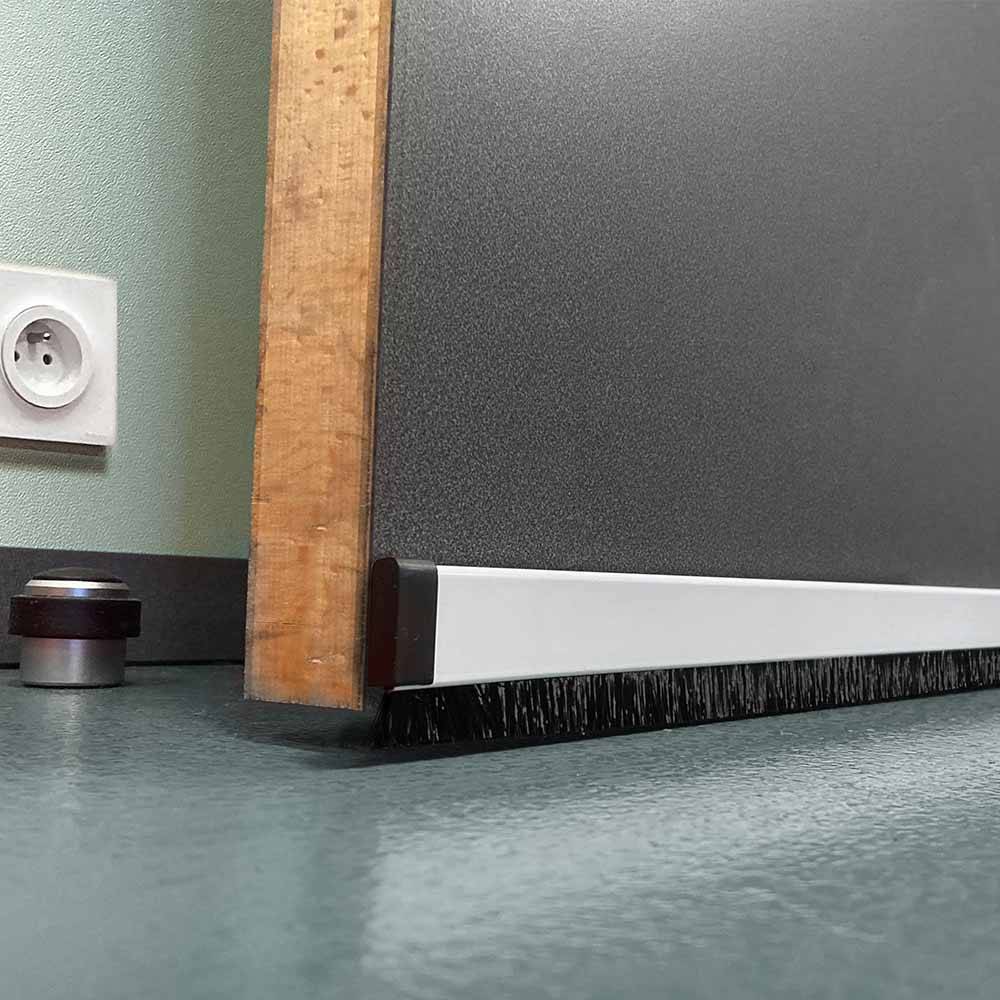 Bas de porte brosse avec rail aluminium - Image 5
