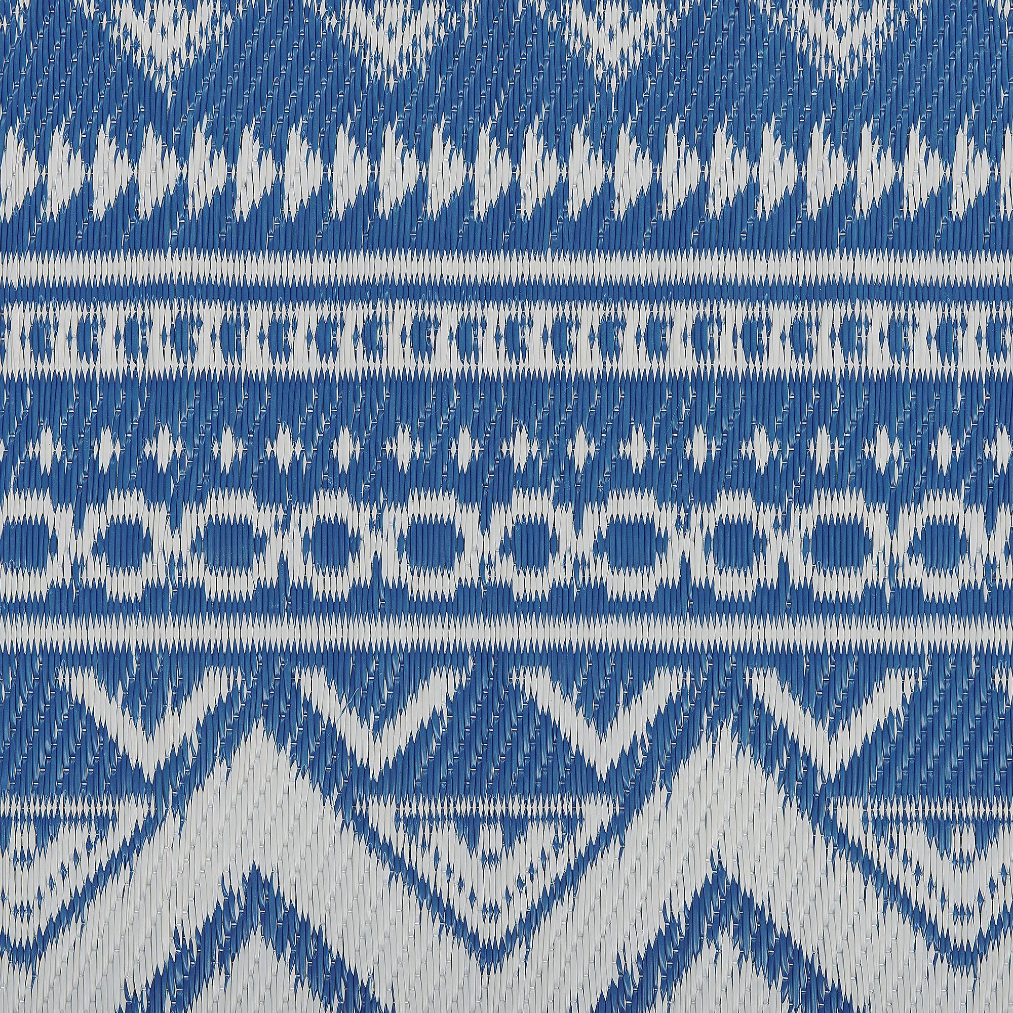 Beliani - Tapis Extérieur et Intérieur Bleu et Blanc en Polypropylène Motif ZigZag Ethnique pour Salon ou Terrasse au Style Boho 120 x 180 cm Beliani - Image 5