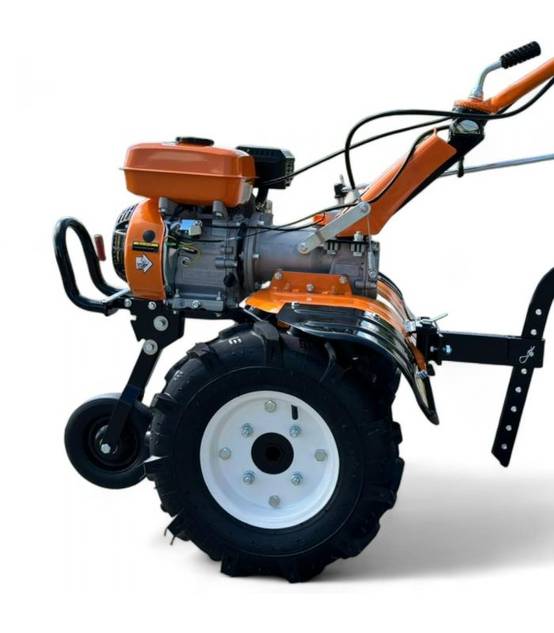 Motoculteur thermique 6,8 cv charrue incluse vitesses 2AV 1AR VILLAGER VTB 8422 - Gamm vert Motoculteur thermique 6,8 cv charrue incluse vitesses 2AV 1AR VILLAGER VTB 8422 - Gamm vert