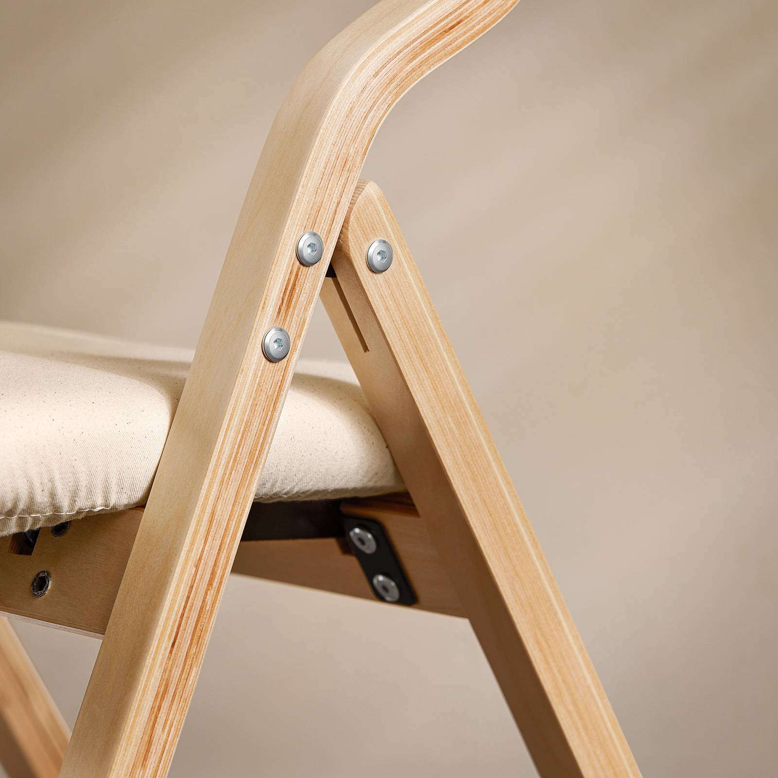 SoBuy Chaise Pliante en Bois avec Assise Rembourrée, Portable et Légère, Blanche - Image 5