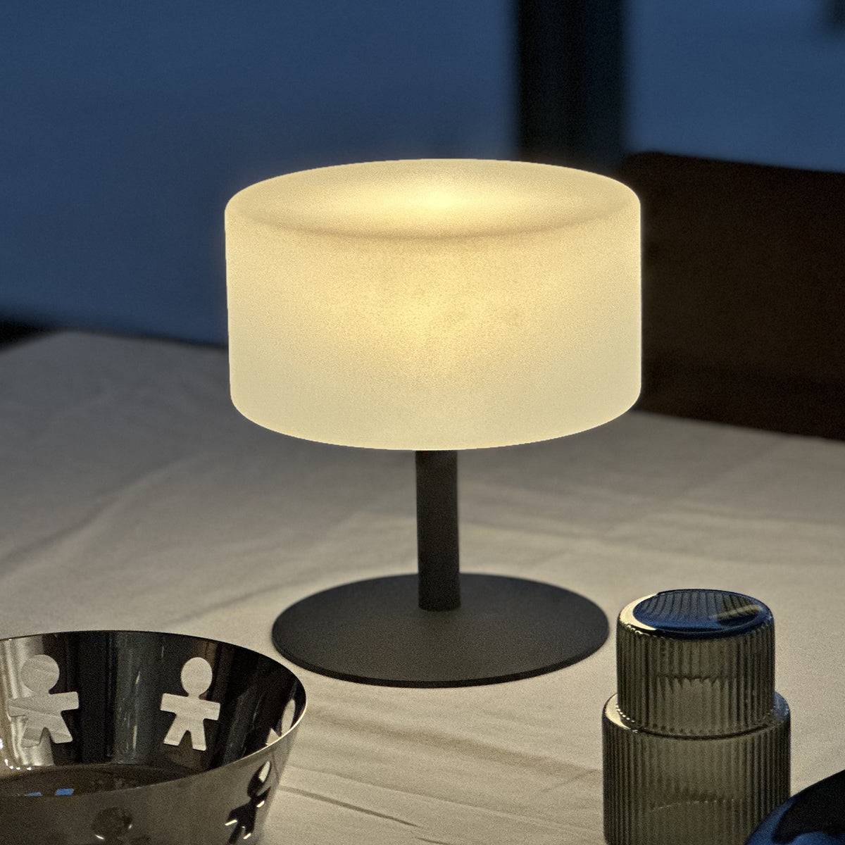 Lumisky - Lampe de table ATLAS Noir Polyéthylène H20CM - Image 4