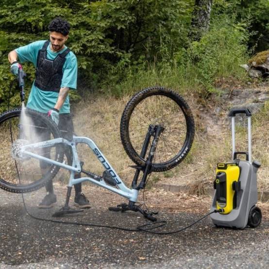 Kärcher - KARCHER - Nettoyeur mobile moyenne pression OC 6-18 Premium - Avec batterie 18 V / 2,5 Ah + chargeur standard - Réservoir 12L - - Image 6