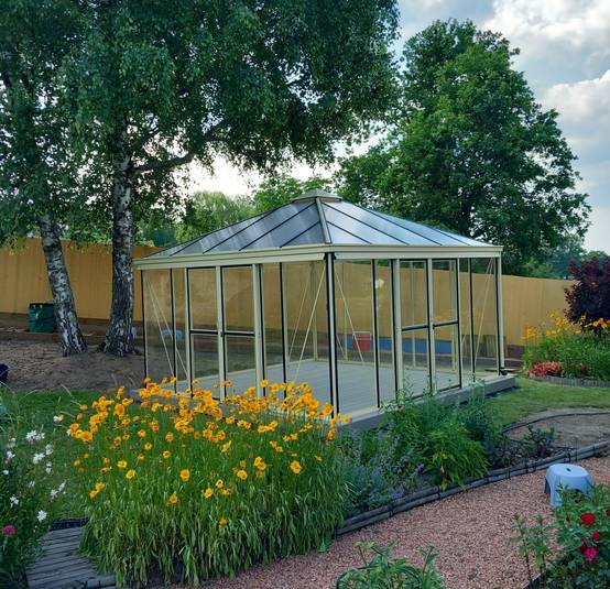15m² - Serre en polycarbonate 8 mm alvéolés - Euro Pyra - Alu - 15m² - ALUMINIUM - L'atelier Des Serres - Image 1