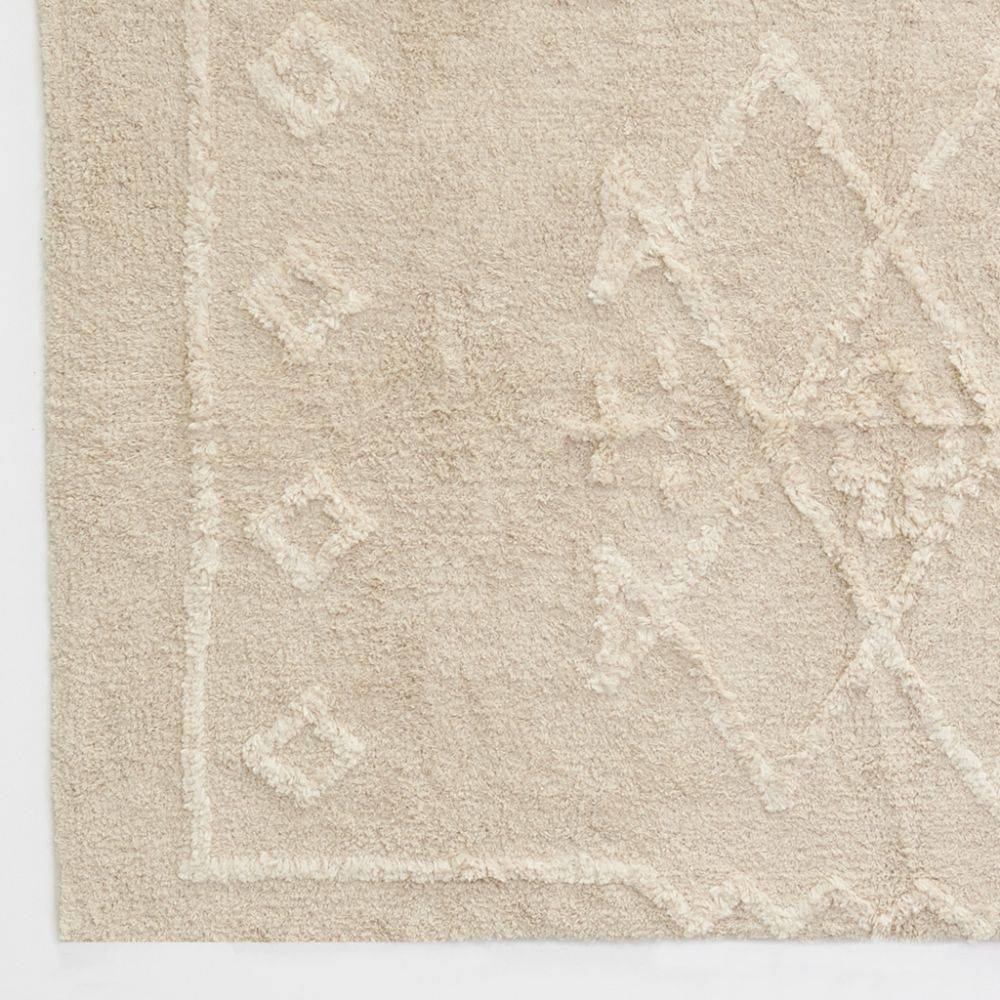 Aubry Gaspard - Tapis en coton tufté écru motifs ethniques 90 x 150 cm - Image 2