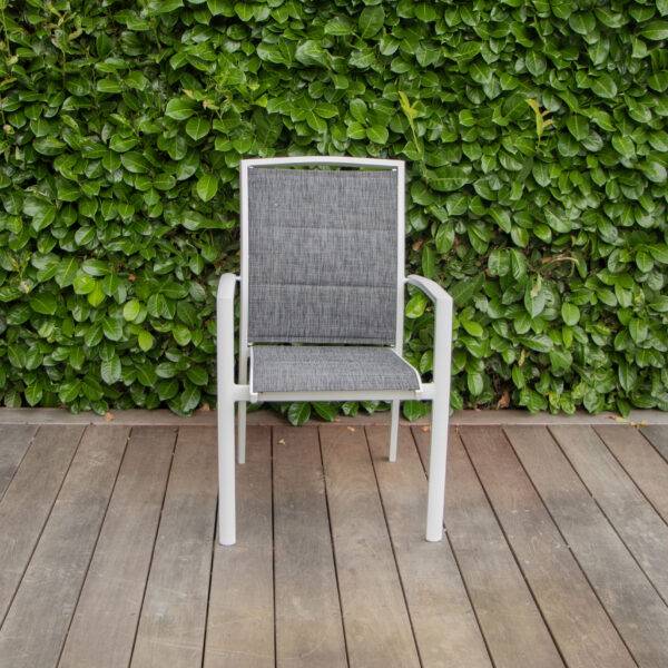 Wilsa Garden - Ensemble MODULO 6/10p en aluminium blanc et verre décors bois avec 6 fauteuils en textilène - Image 5