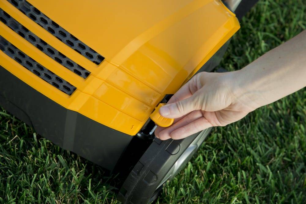 Stiga - Scarificateur SV 213 E, moteur 1300 W, 16 lames, 36 ressorts, collecteur 40 L - STIGA - Image 8
