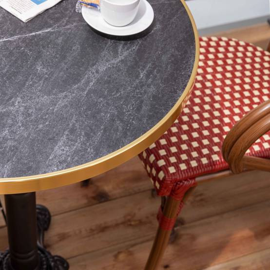 Oviala - Table de terrasse 60 cm inclinable marbre noir et 2 chaises rouge Montmartre - Oviala - Image 3