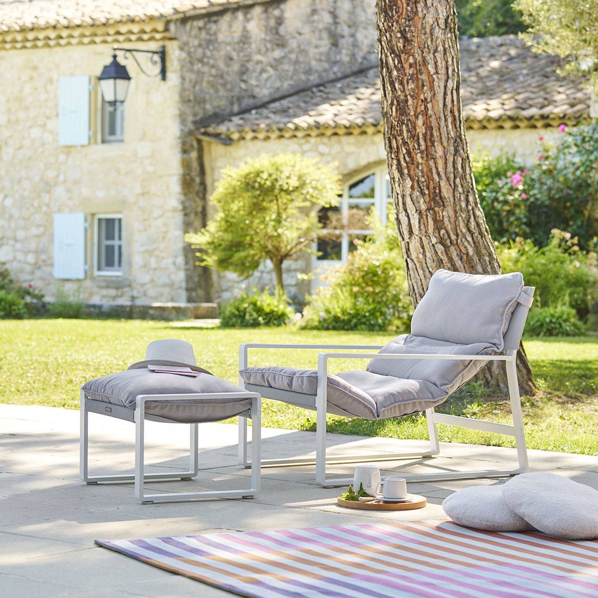 Hesperide - Fauteuil relax de jardin "Lambinio" blanc en aluminium en acier traité en epoxy Hespéride - Image 1