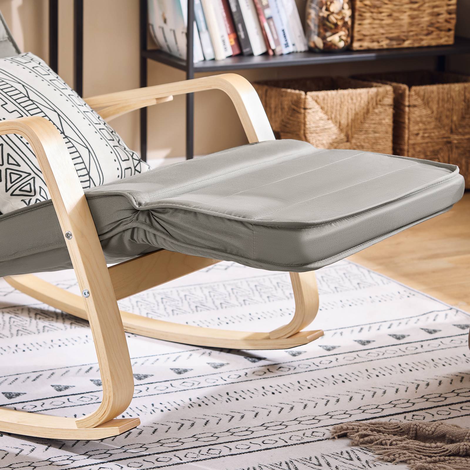 SoBuy Fauteuil à Bascule Relax avec Repose-Pieds et Appui-Tête Réglables, Gris, Modèle FST16-DG - Image 6