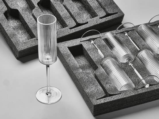 Lot de 6 Verres à champagne en Cristallin (cristal sans plomb) "LINJE", Bjorn - Image 6