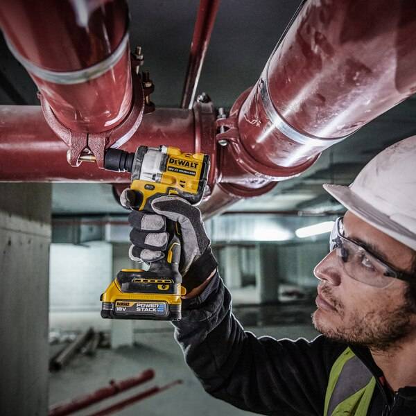 Boulonneuse à chocs 1/2' XR 18V 1.7Ah Li-Ion brushless jonc sécurité Powerstack DEWALT - DCF921E2T-QW - Image 4