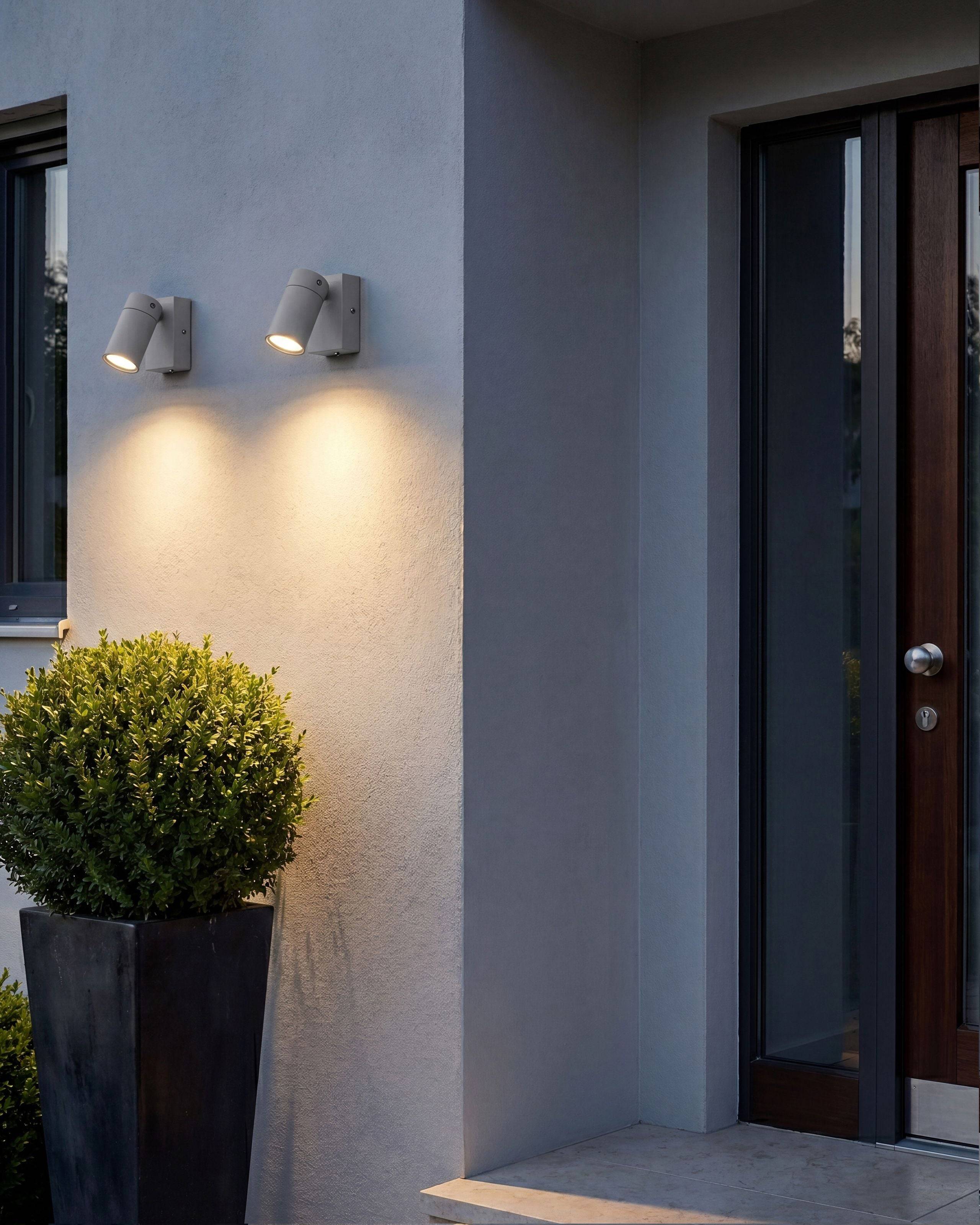 Beliani - Lampe murale pour l'extérieur Aluminium Blanc MANOR - 8x10x11- Beliani