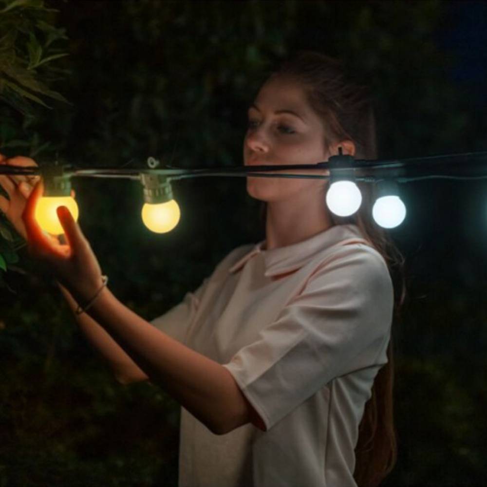 Guirlande guinguette connectée IP44 20m 40 LEDS blanc TWINKLY FESTOON - Image 1