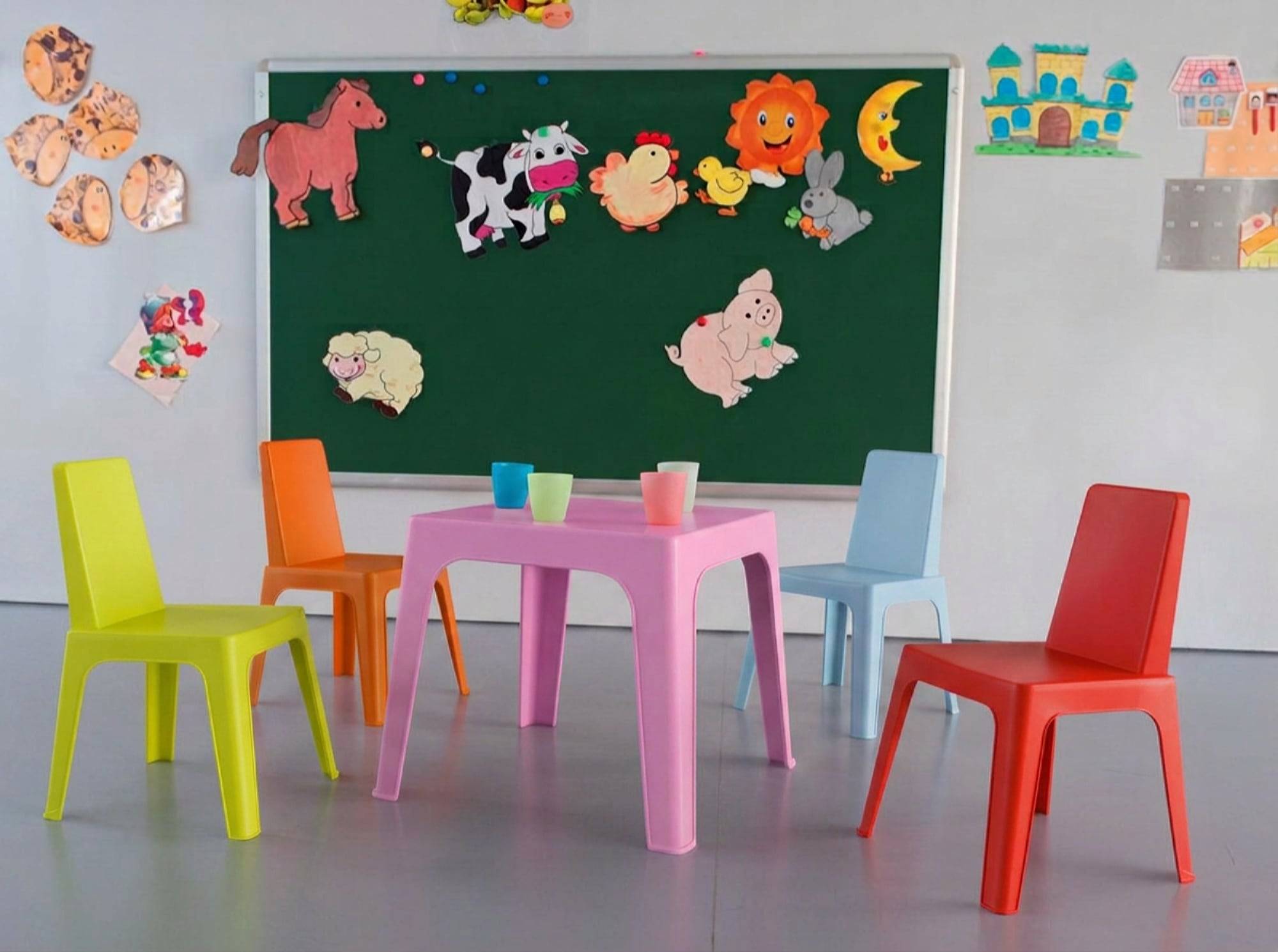 Garbar - Chaises et table pour enfants Julieta garbar plastique multicolore (Lot de 4+1) - Image 2