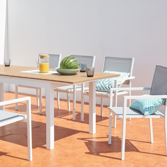 Table extensible de jardin 8 places en aluminium et bois MADEIRA - Image 6