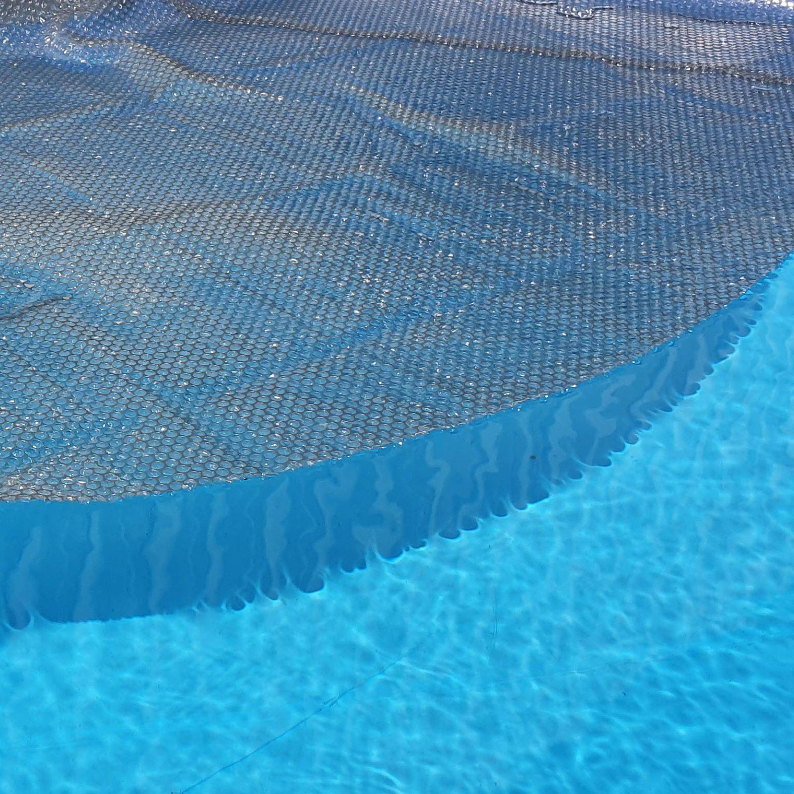 Bâche Solaire Piscine Grise Rectangle 2.2x4.5m Epaisseur 215 Microns Edenea - Image 9