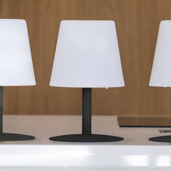Lumisky - Lampe de table LED sans fil Standy Mini Rock - Lumisky - H 25 cm - Gris et blanc - Image 6