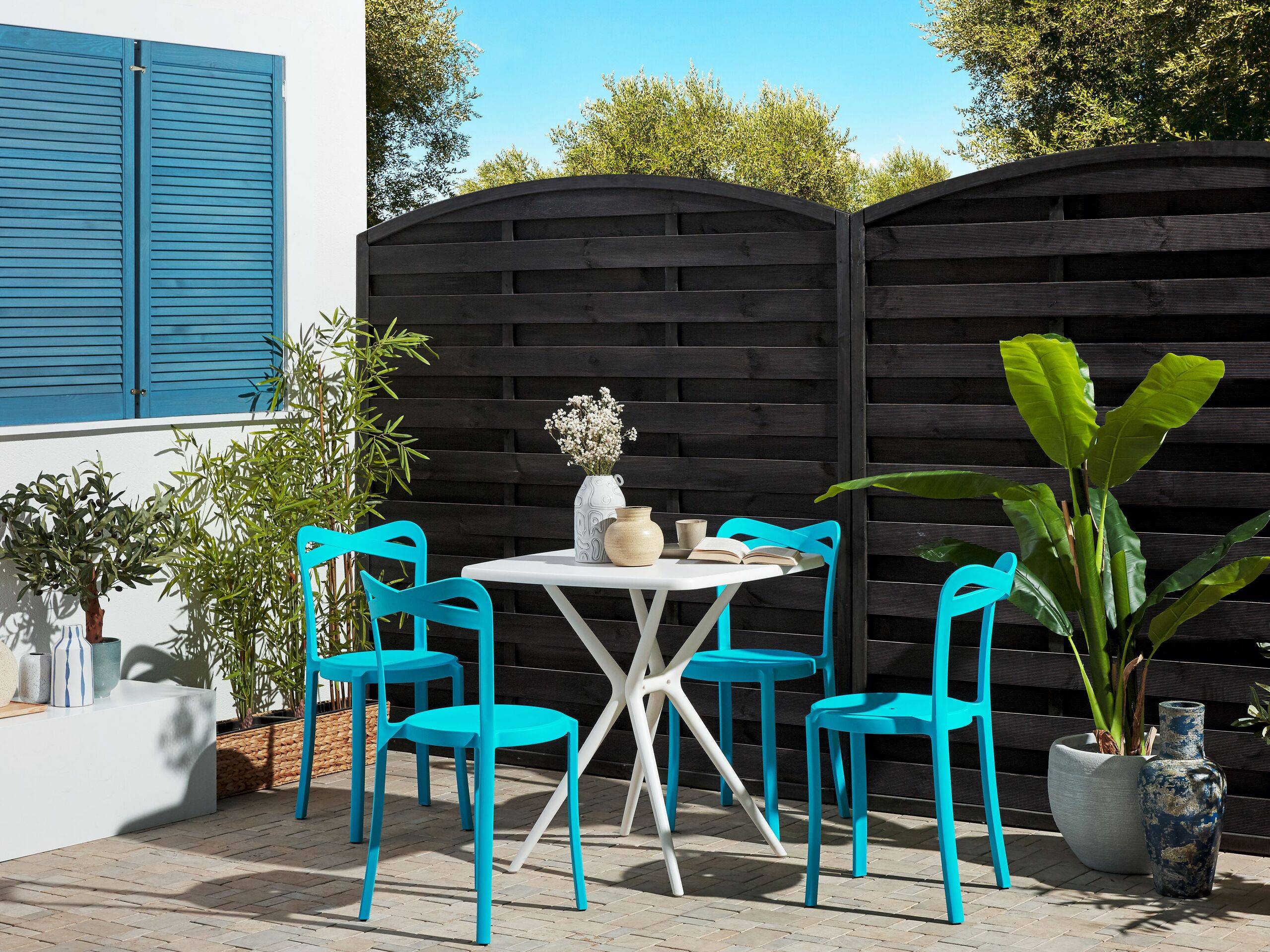 Beliani - Salon de Jardin Blanc et Bleu Synthétique à 4 Places Table Carrée Légère pour Extérieur Moderne - Image 2