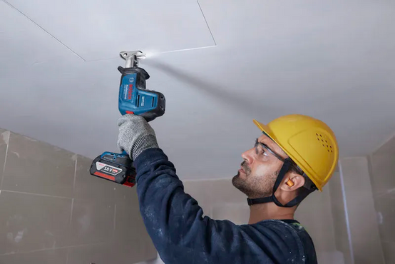 Bosch - Scie sabre GSA 18V-24 Professional avec 2 lames (bois, métal) en coffret L-BOXX - BOSCH - 06016A5101 - Image 2
