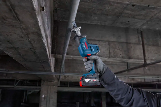 Bosch - Scie sabre GSA 18V-24 Professional avec 2 lames (bois, métal) en coffret L-BOXX - BOSCH - 06016A5101 - Image 4
